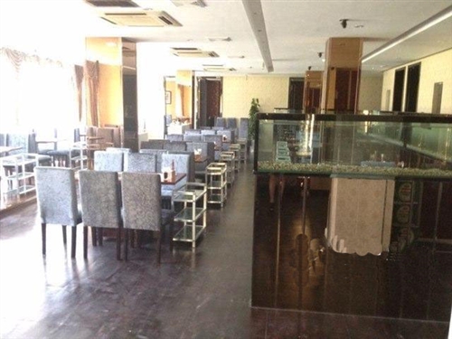 转让600平餐饮上下层精装修餐饮店
