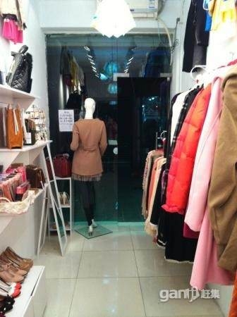 鼓楼服装店转让工作变更，外出发展，价格可谈